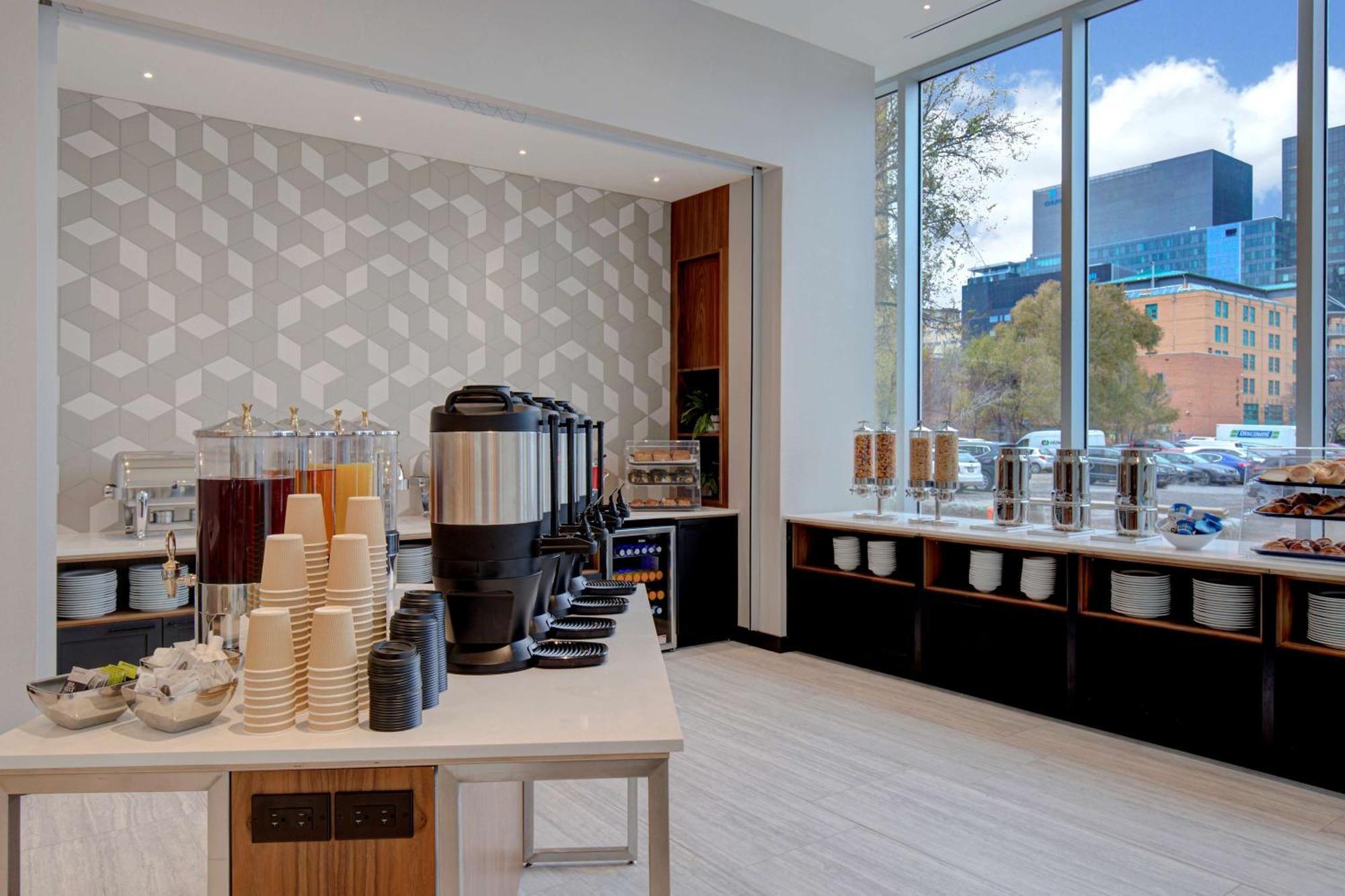 Homewood Suites By Hilton Montreal Downtown 외부 사진